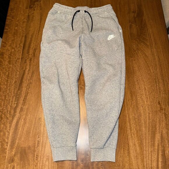 Nike Tech Fleece Joggers DD4706-010 Gray Men’s Size Medium - Picture 1 of 9